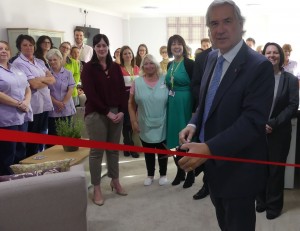 Peter Kelsey opens the family room at Ashgate Hospice